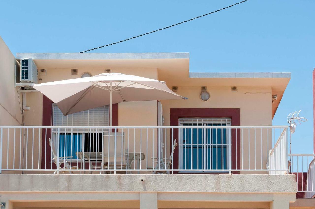 Bungalow Frente Al Mar Torrevieja Exterior photo